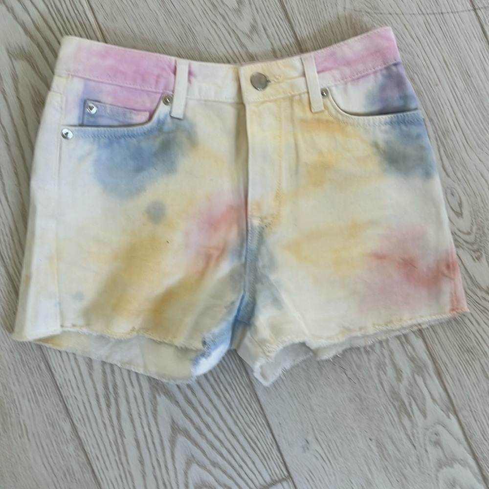 Girls denim tie dye shorts.